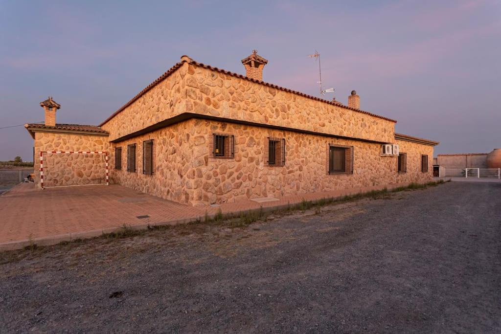 Villa El Abuelo Mauri En Toledo *