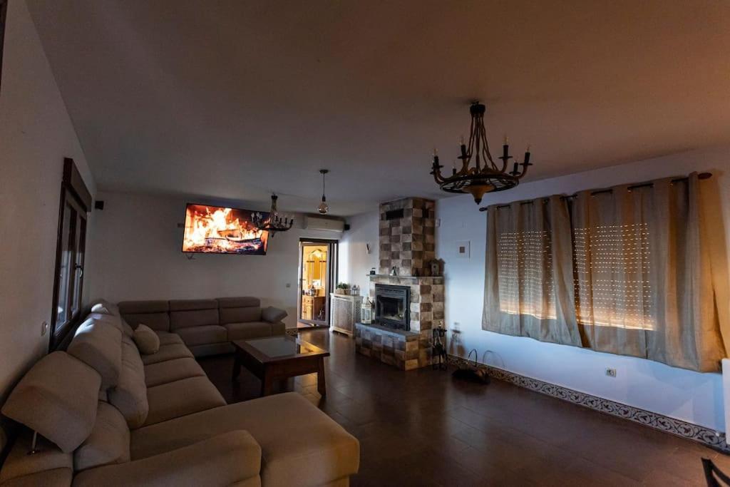 Villa El Abuelo Mauri En Toledo Mascaraque